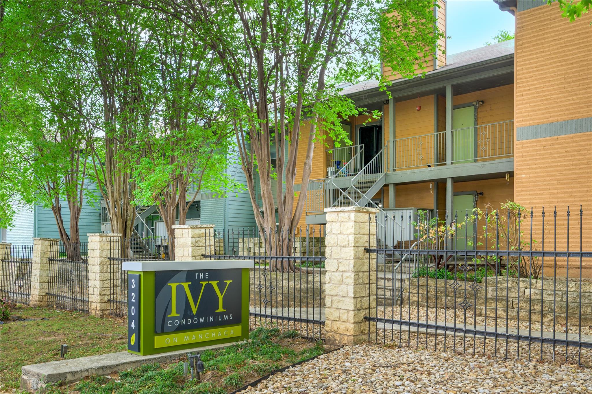 3204 Menchaca, Austin, TX 78704 — photo 1