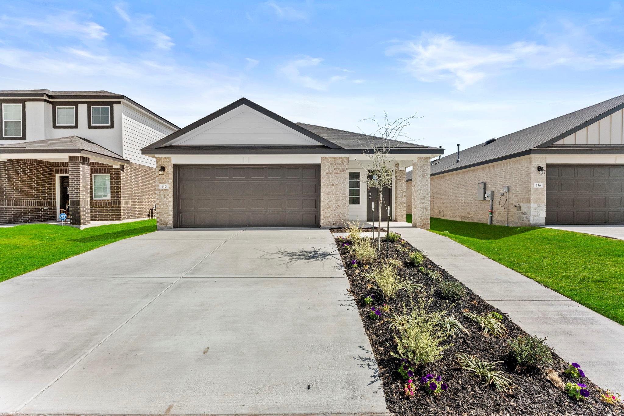 140 RAYMONDVILLE, San Marcos, TX 78666 — photo 1