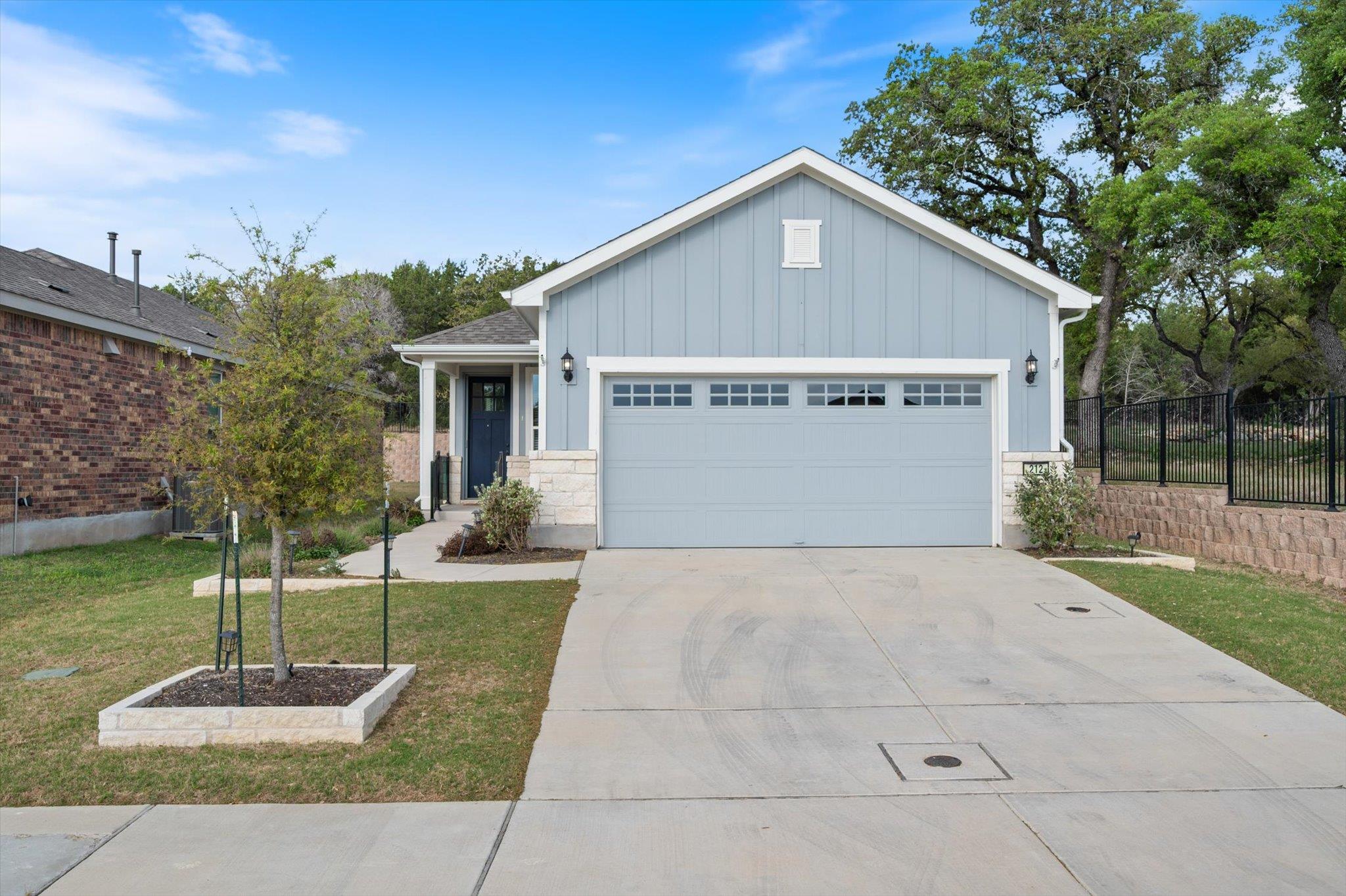 212 Coachsmith, Georgetown, TX 78633 — photo 1