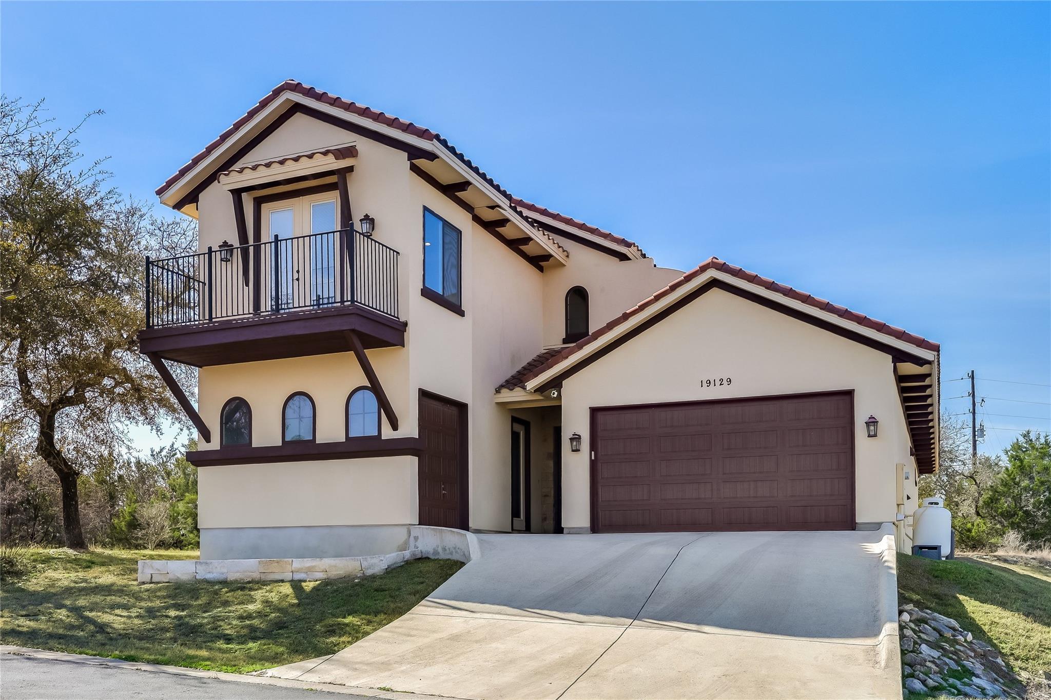 19129 Camelot Woods, Lago Vista, TX 78645 — photo 1