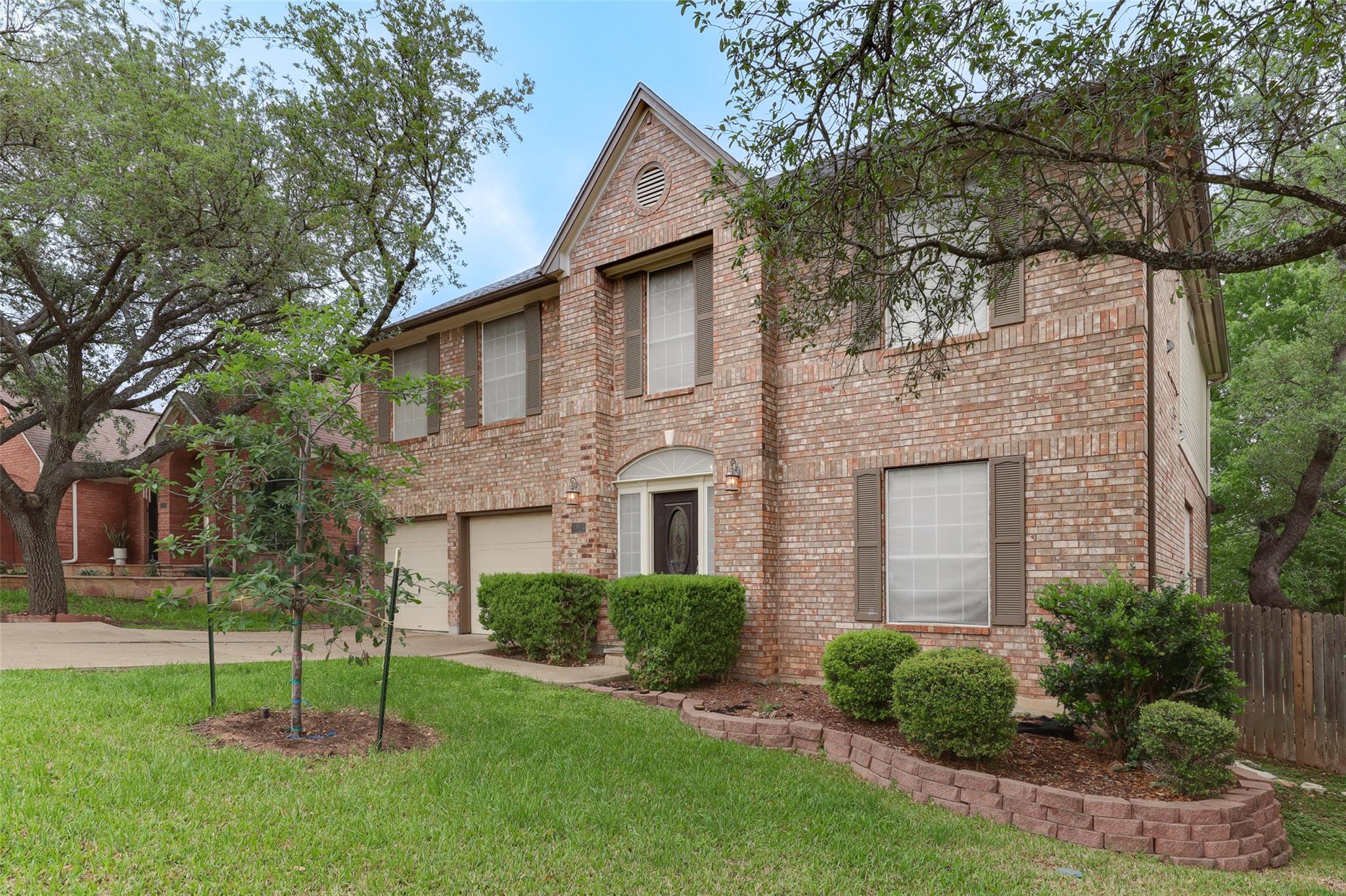 11125 Savin Hill, Austin, TX 78739 — photo 1
