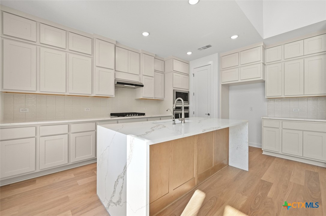 6305 Comanche Moon, Austin, TX 78747 — photo 1