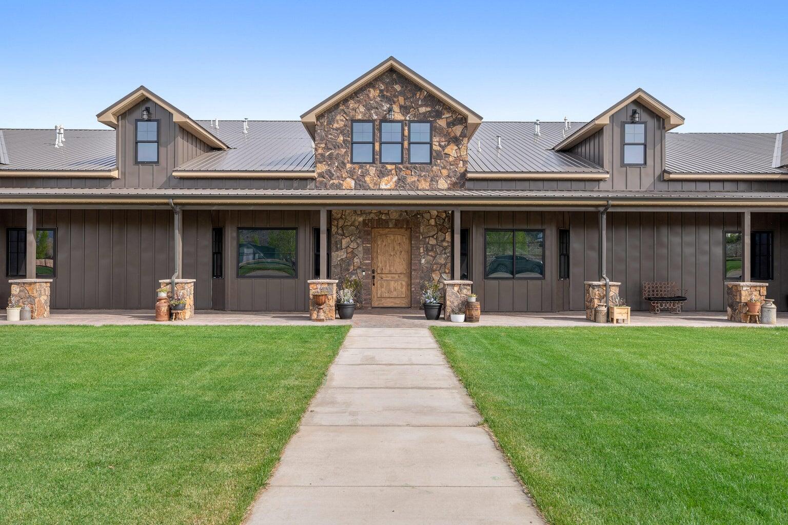 169 E 100 N, Newcastle, UT 84756