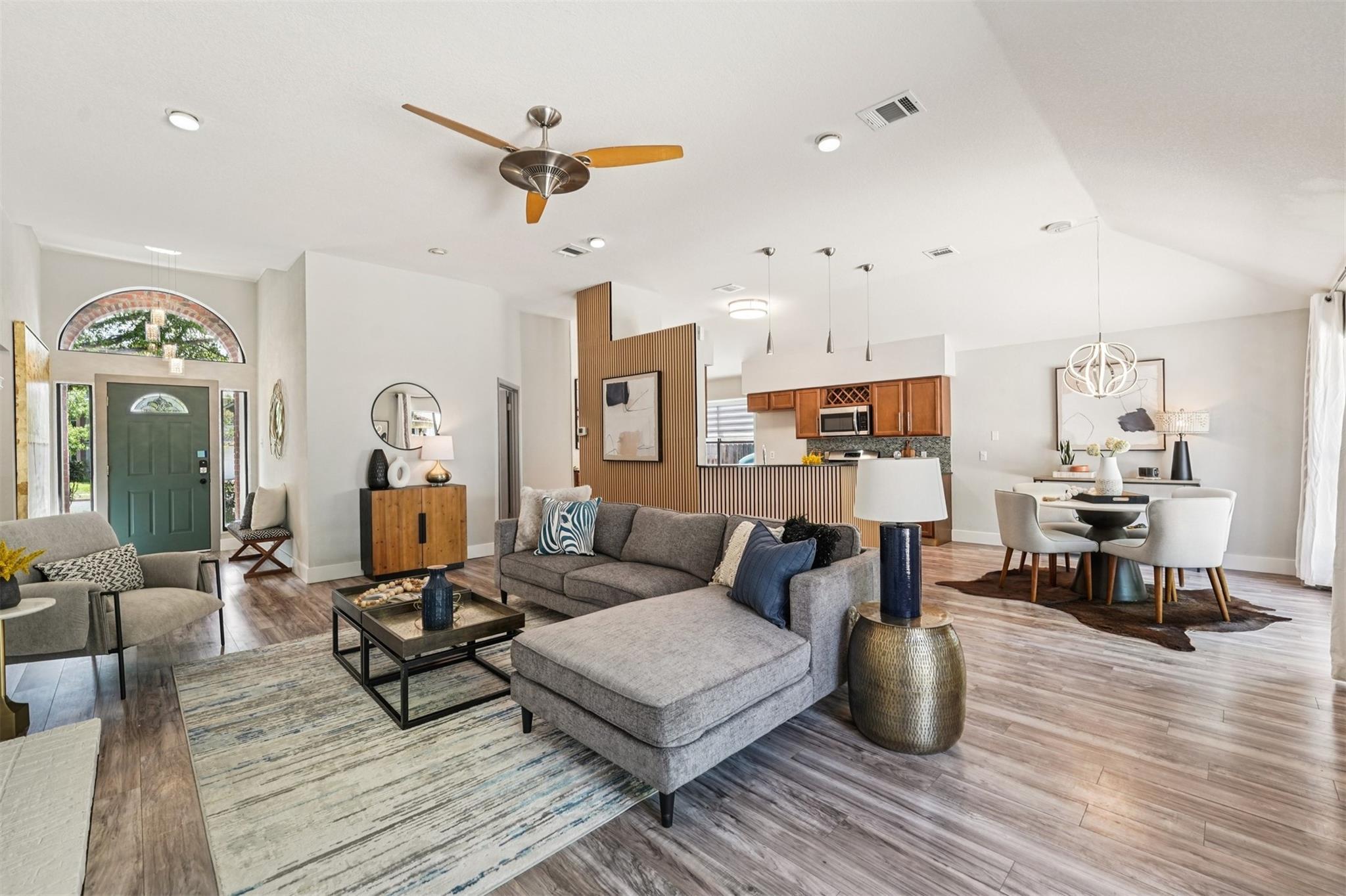 13106 Overton, Austin, TX 78729 — photo 1