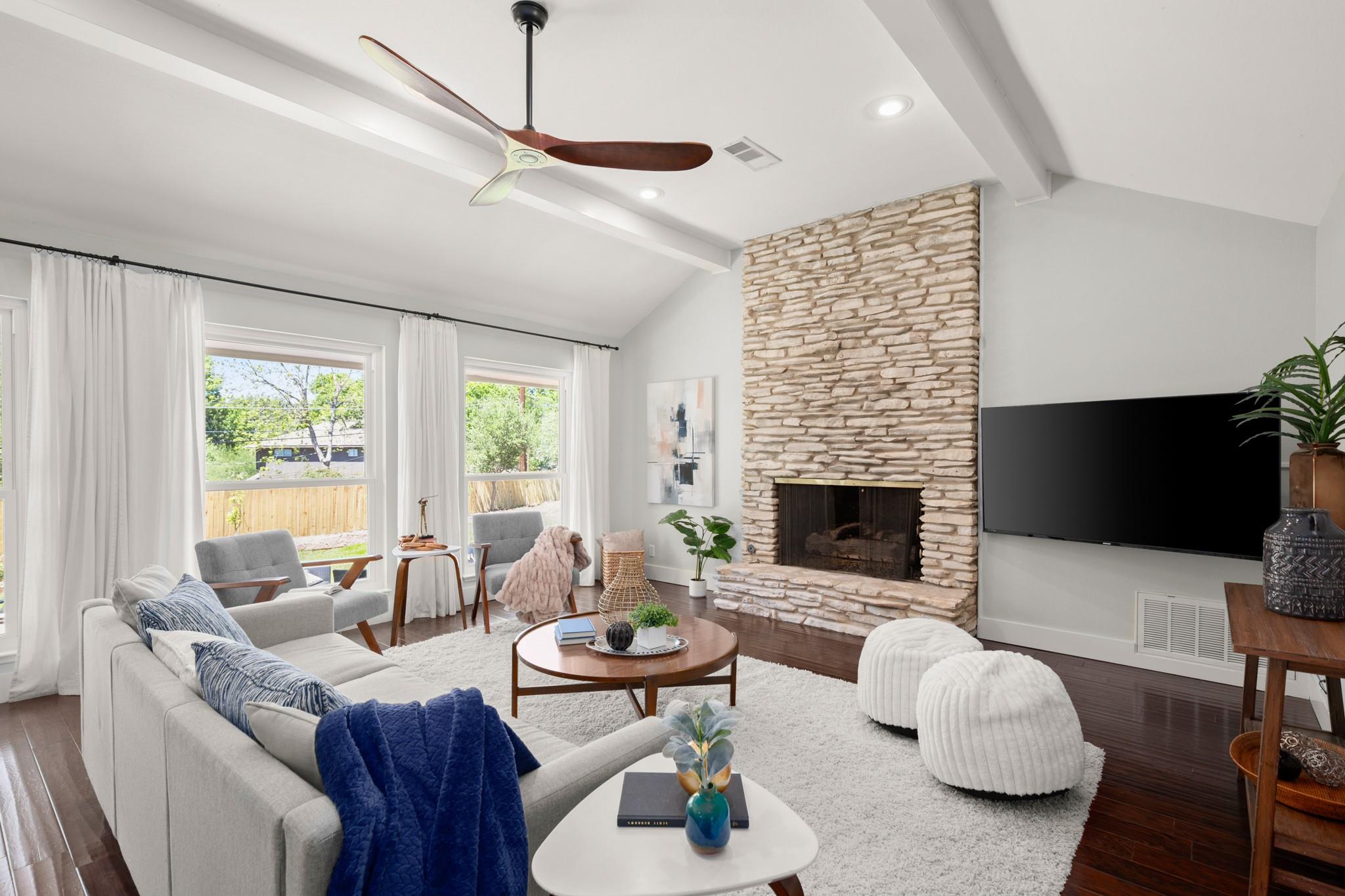 5604 Penick, Austin, TX 78741 — photo 1