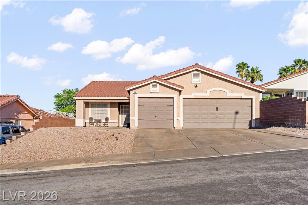 104  Iridescent Street, Henderson, NV 89012 — photo 1