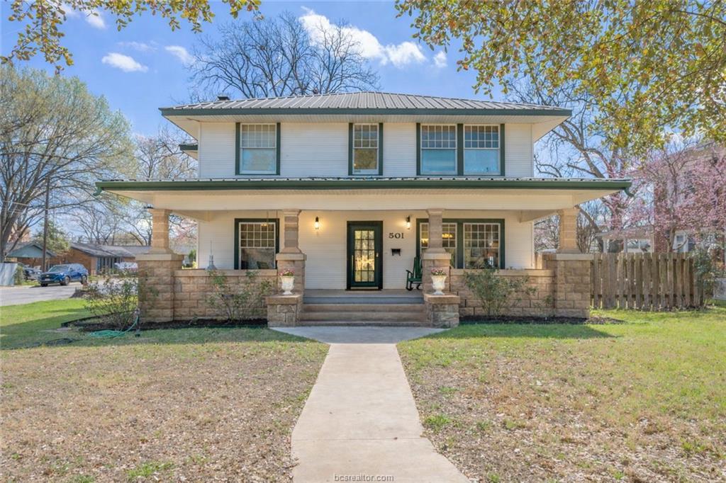 501 W Buck Street, Caldwell, TX 77836 — photo 1