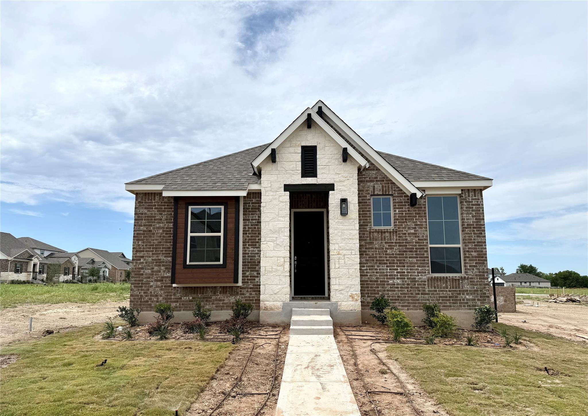 205 Rock Daisy, Hutto, TX 78634 — photo 1