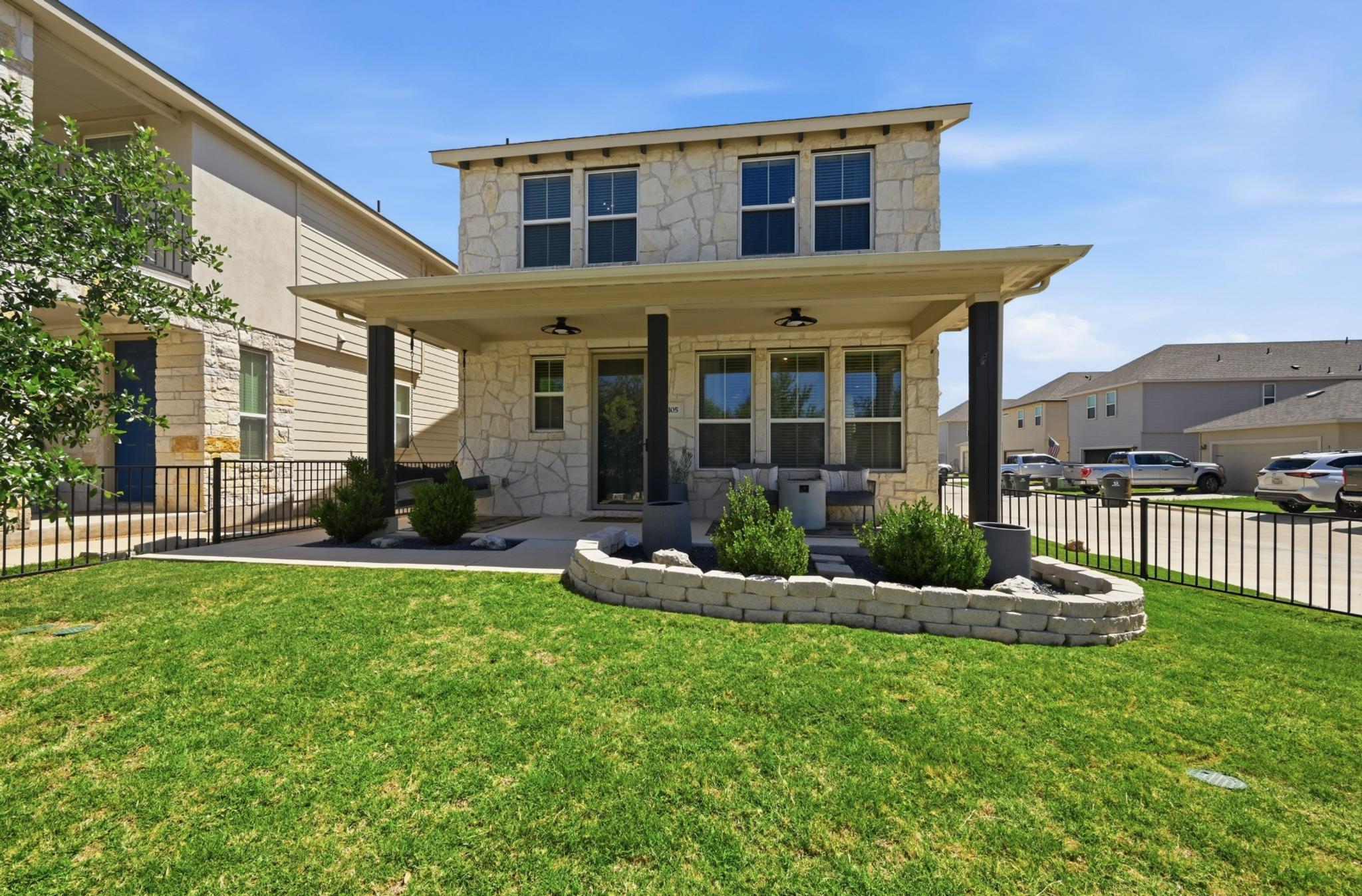 105 Mount Ord, Dripping Springs, TX 78620 — photo 1