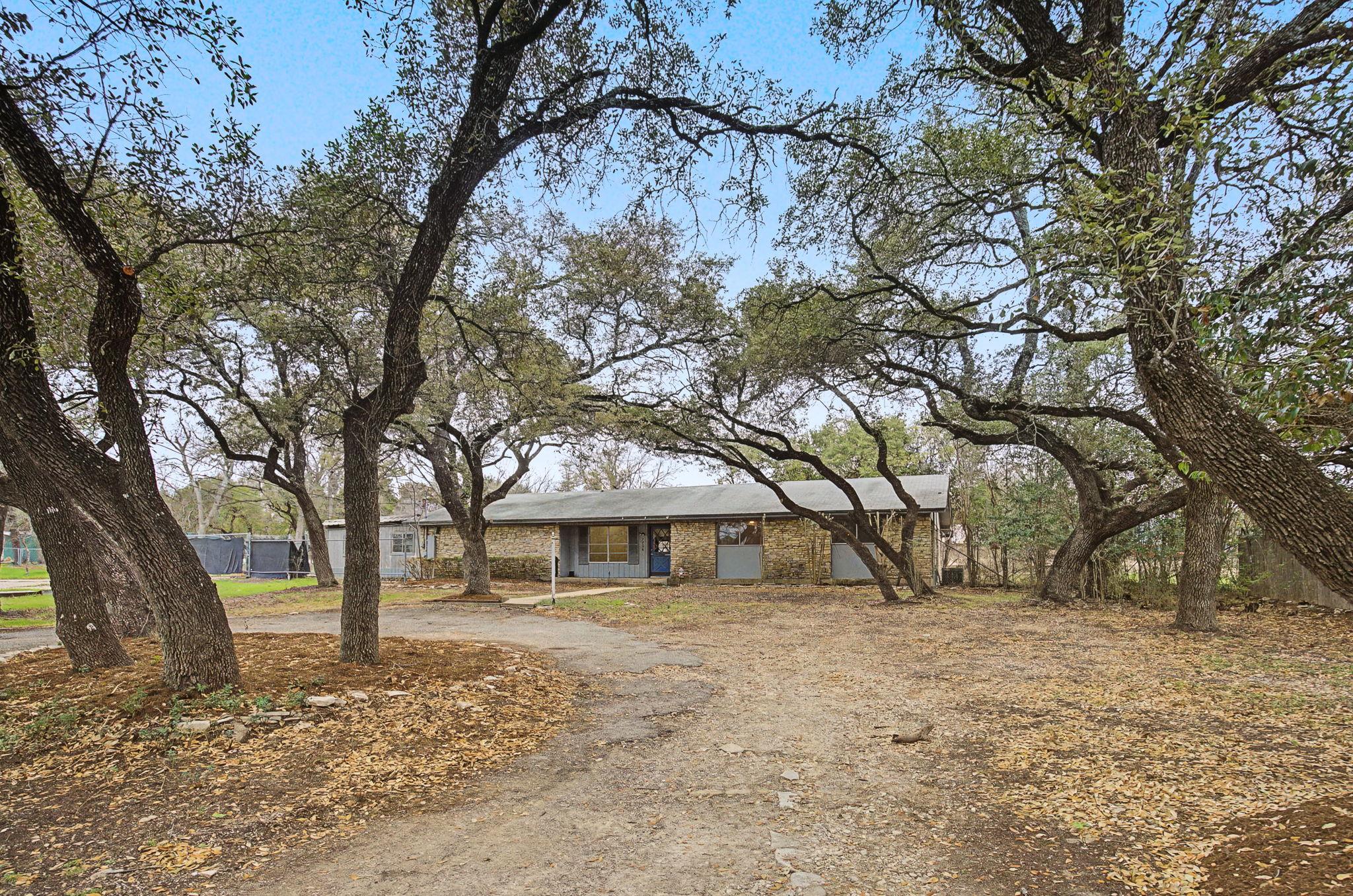 7900 HUDSON, Austin, TX 78736 — photo 1