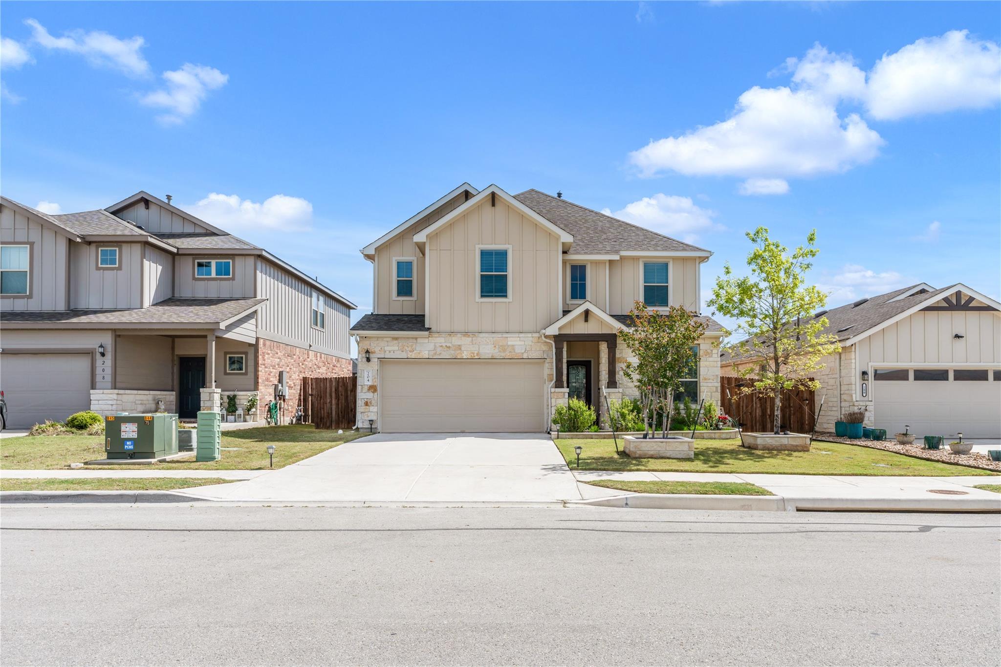 204 Janelle, Liberty Hill, TX 78642 — photo 1