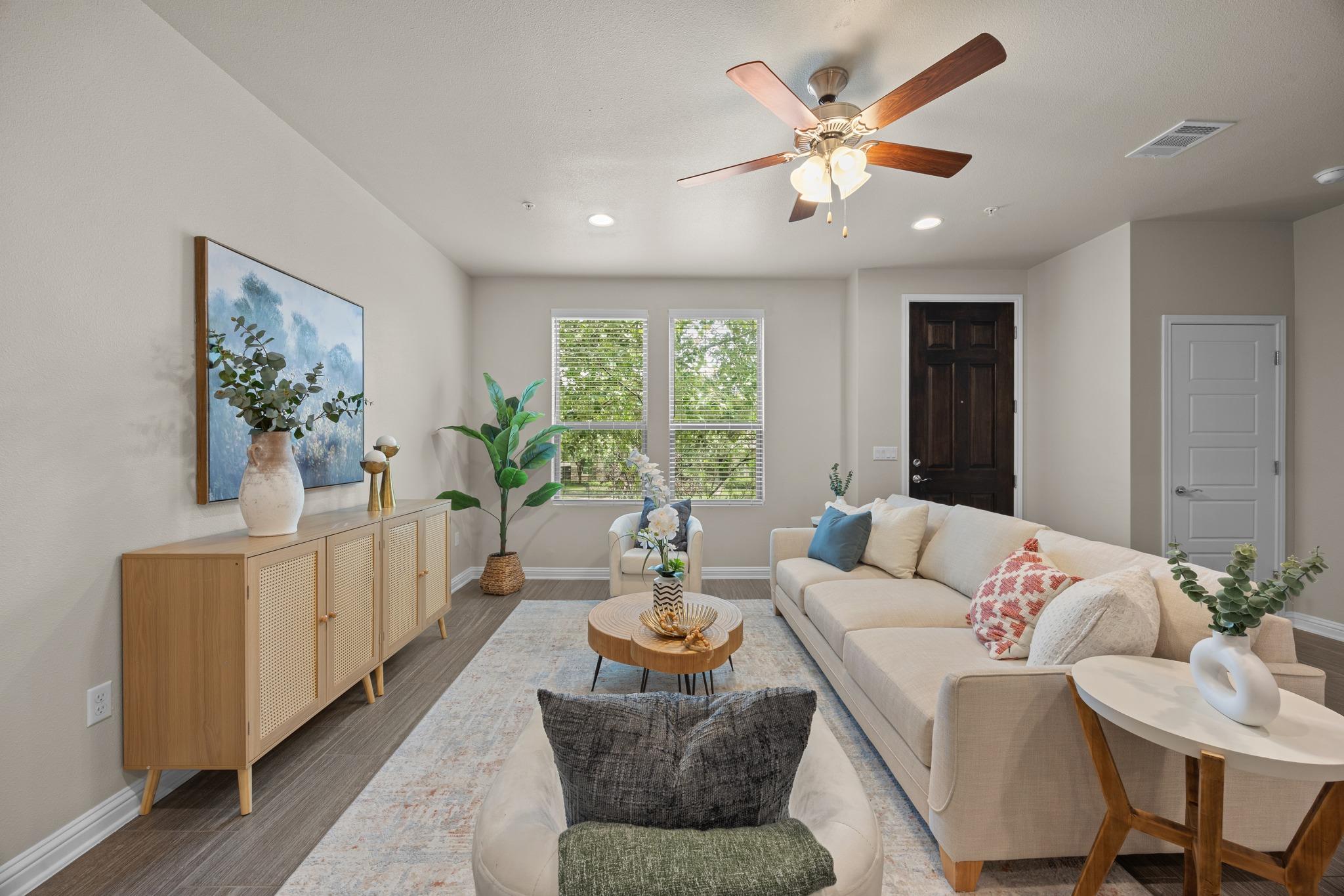 6814 Riverside, Austin, TX 78741 — photo 1