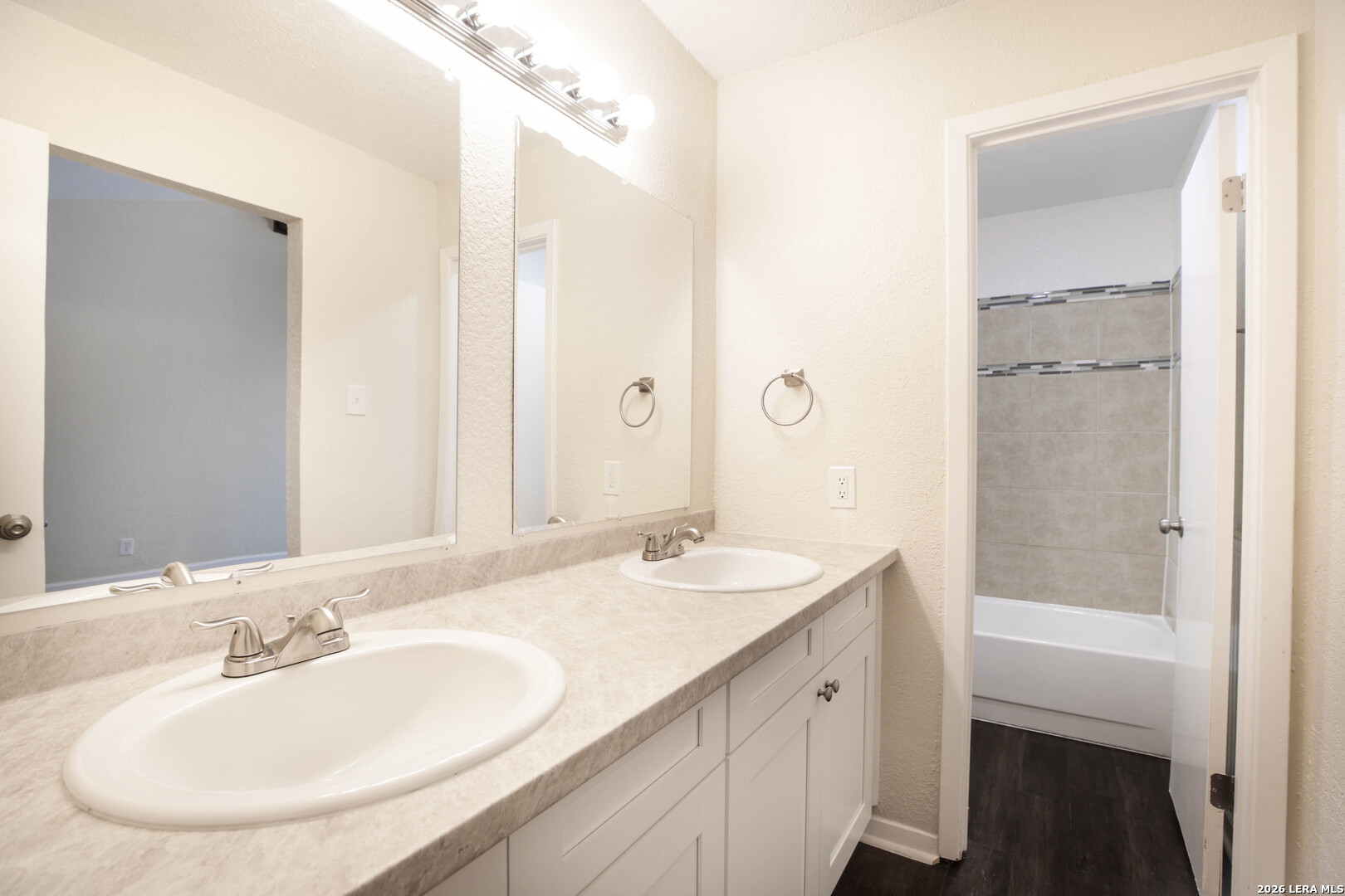 7506 LINCOLN VILLAGE DR, , 78244 — photo 1
