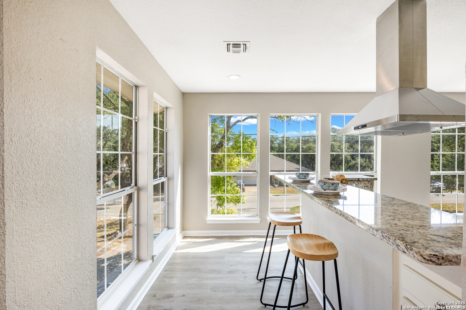 178 MARY ANN DR, , 78133 — photo 1