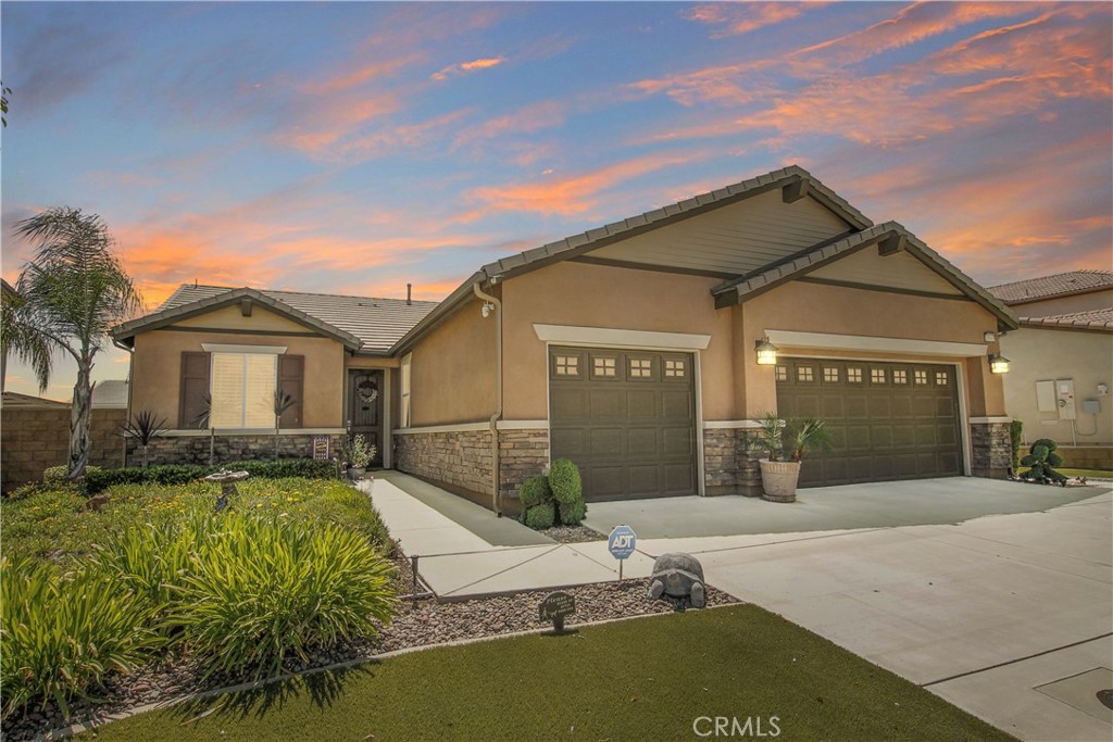 29165 Nectarine St, Menifee, CA 92584 — photo 1