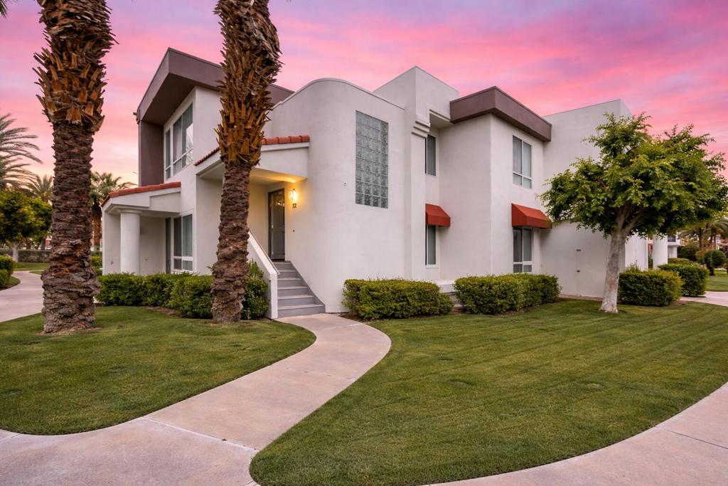 401 S El Cielo Road 22, Palm Springs, CA 92262 — photo 1