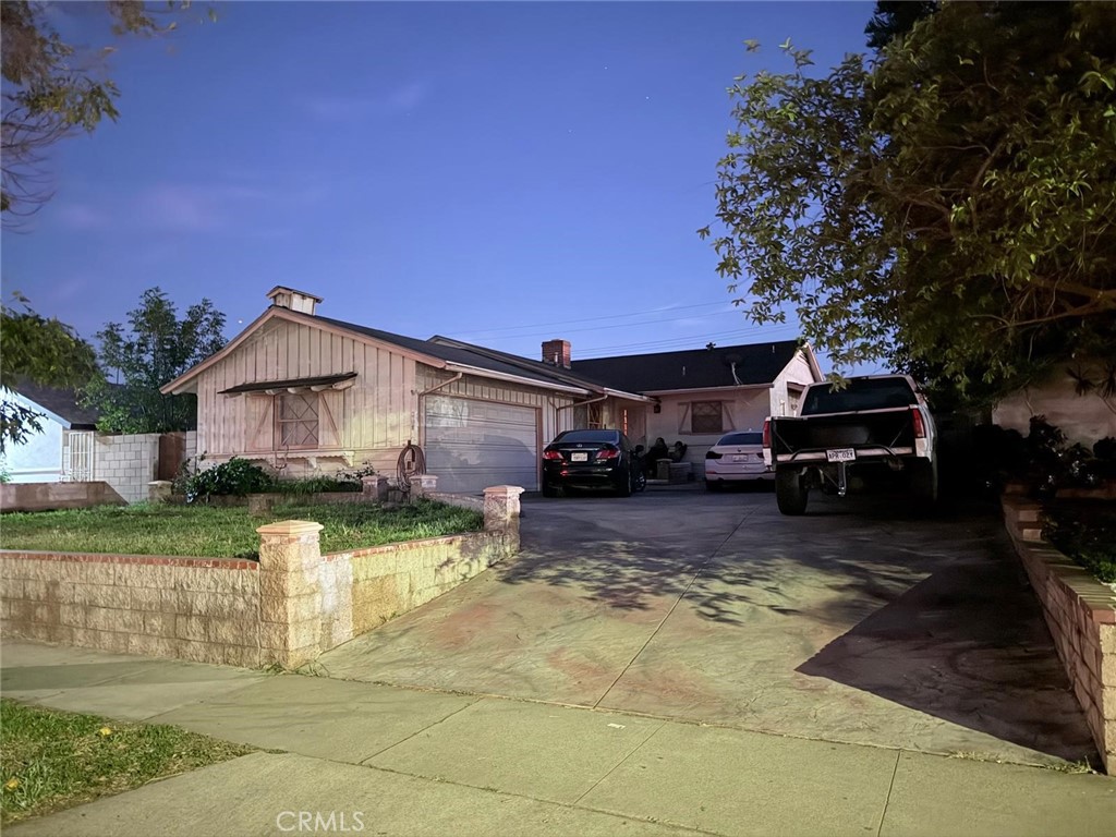 1068 W 10th, Corona, CA 92882 — photo 1