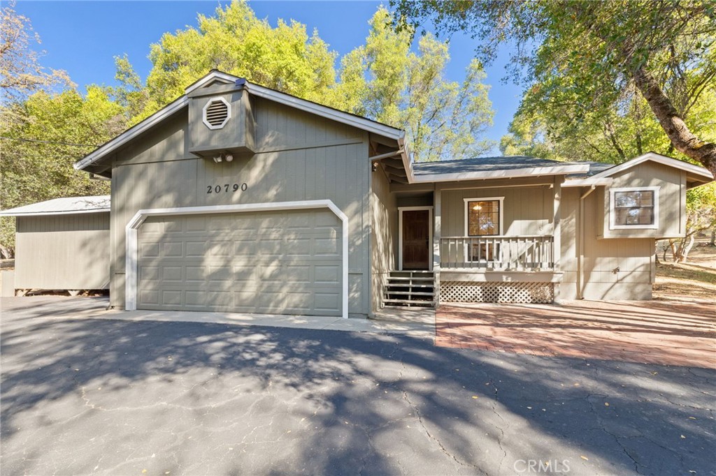 20790 Ferretti, Groveland, CA 95321 — photo 1