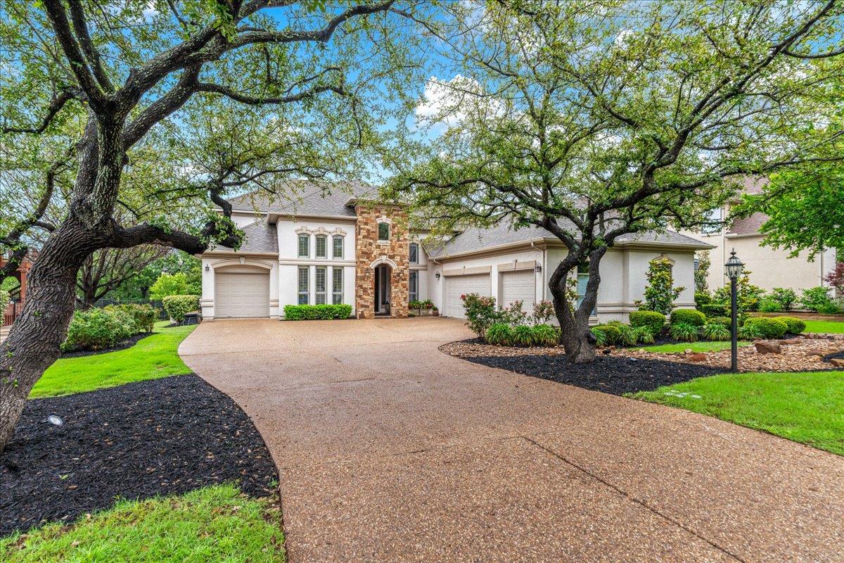 214 Varco, Austin, TX 78738 — photo 1