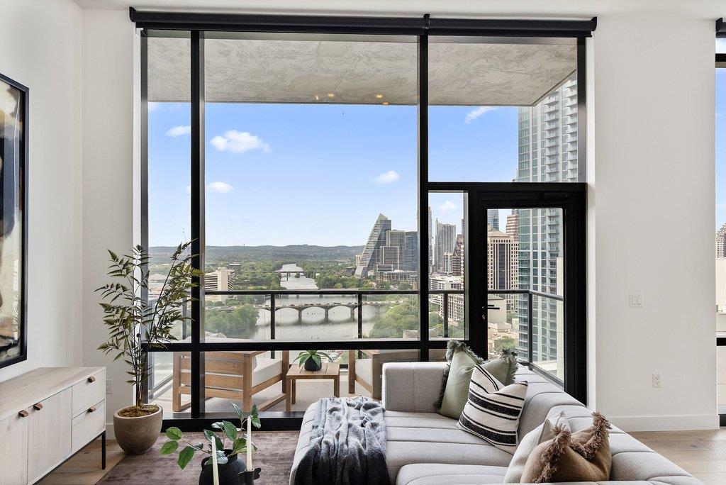 70 Rainey, Austin, TX 78701 — photo 1