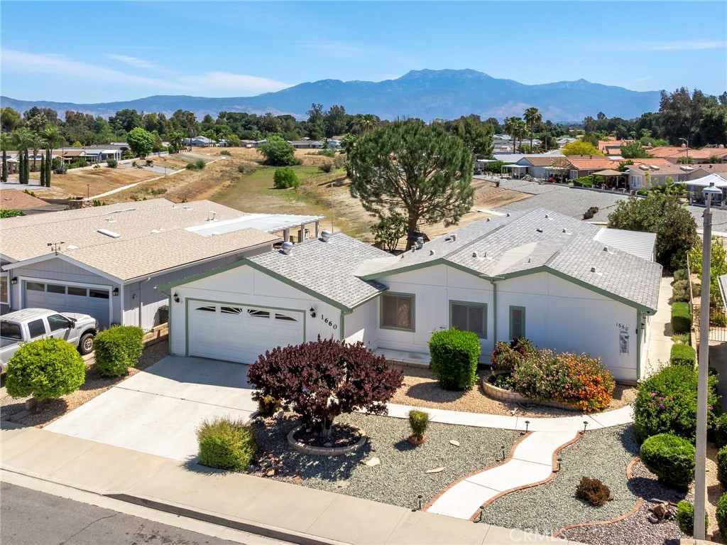 1660 Brentwood, Hemet, CA 92545 — photo 1