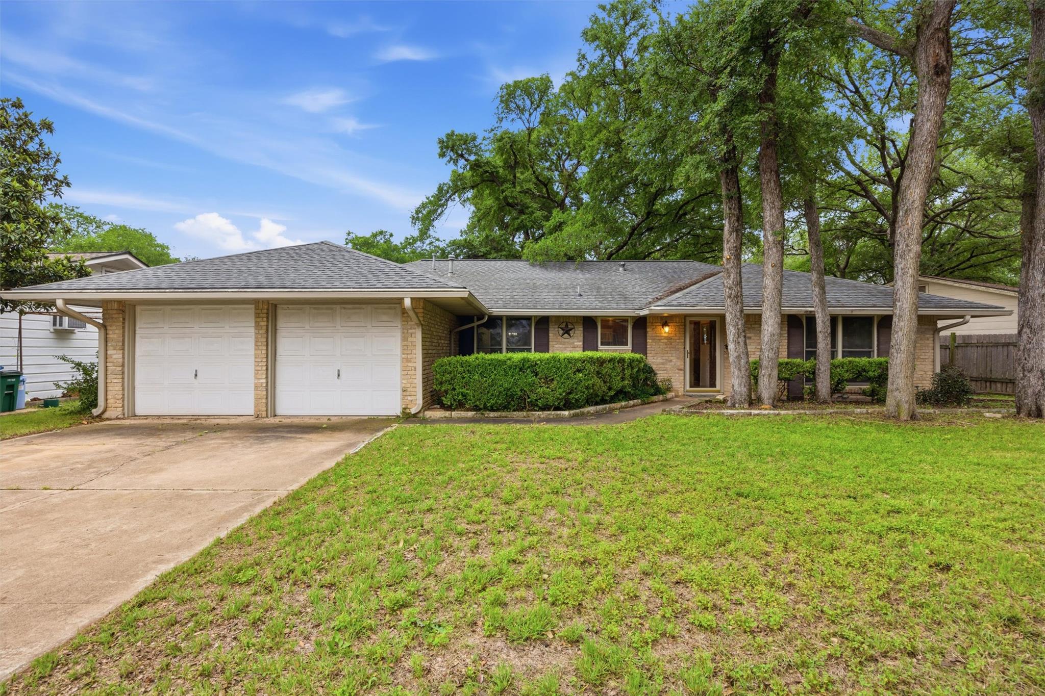 5813 Gateshead, Austin, TX 78745 — photo 1