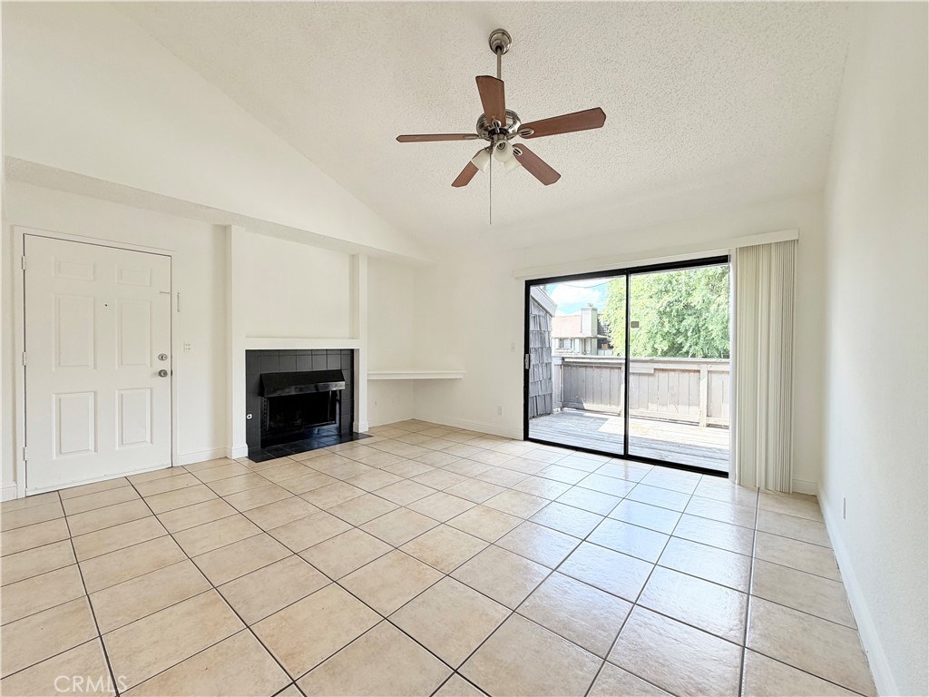 1190 S Winery Avenue 289, Fresno, CA 93727 — photo 1