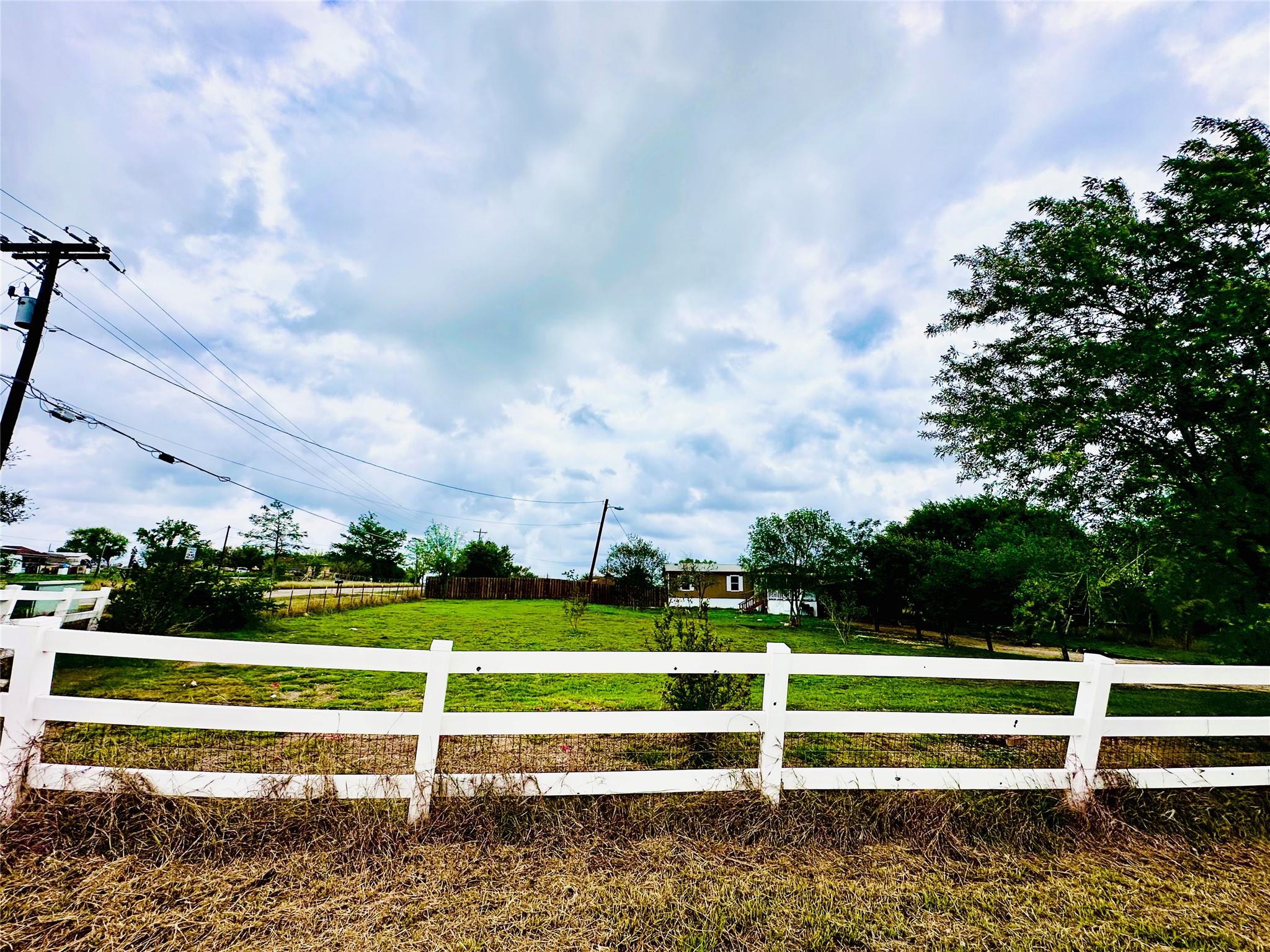 100 Cattle, Kyle, TX 78640 — photo 1