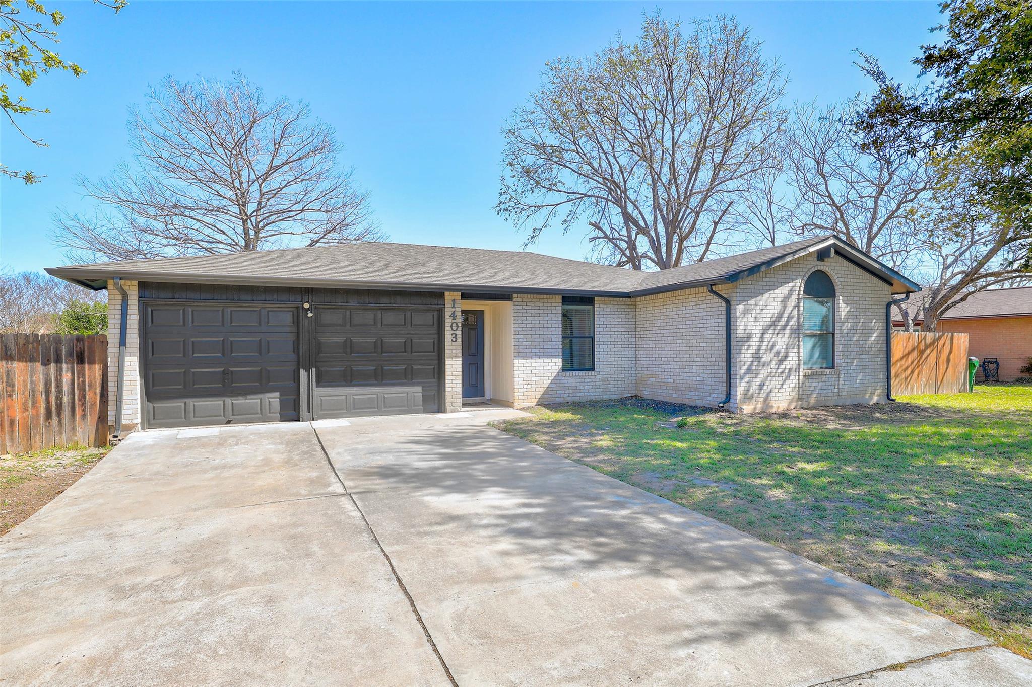1403 Greenfield, Round Rock, TX 78664 — photo 1