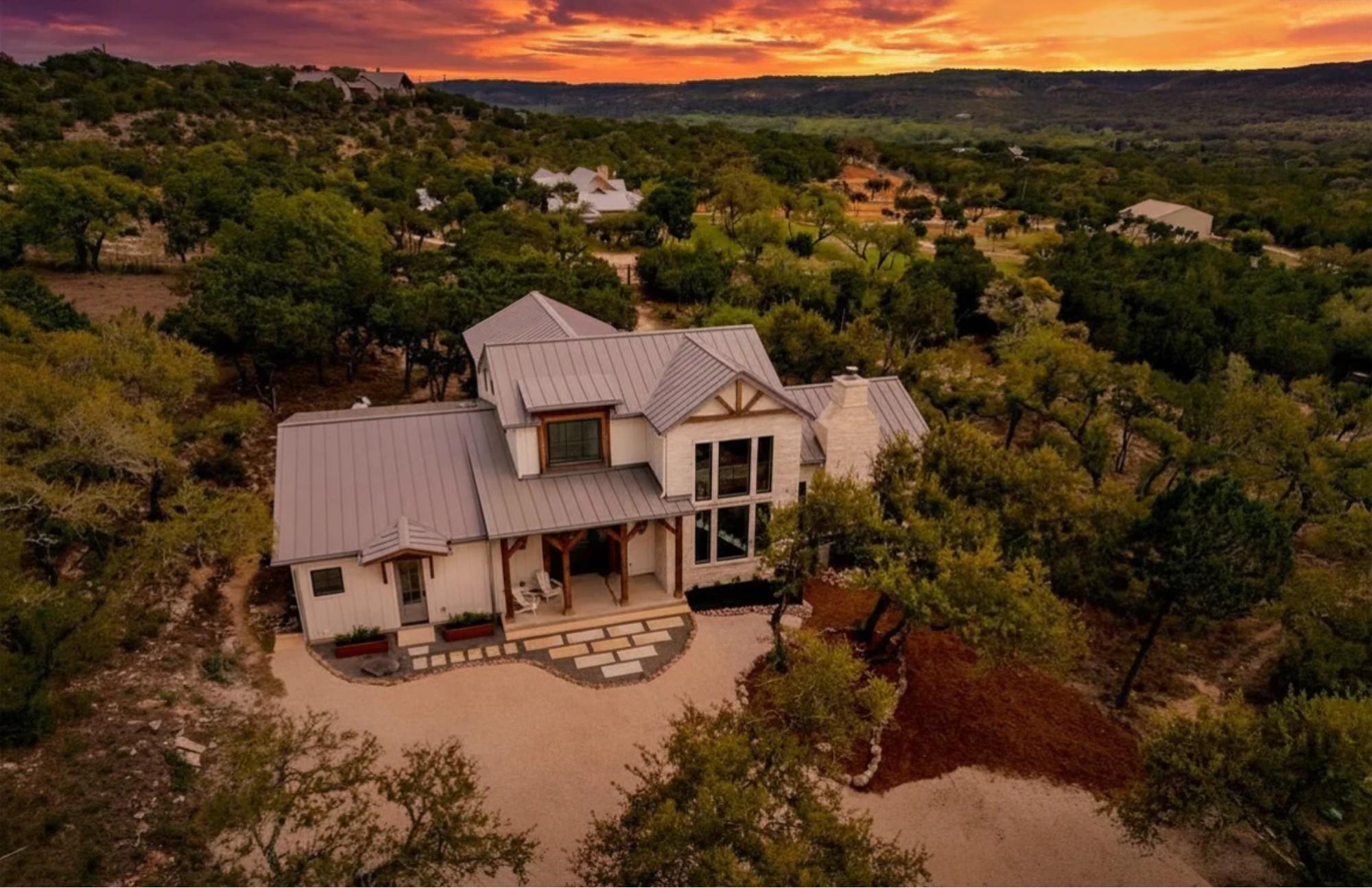 540 Casey, Wimberley, TX 78676 — photo 1