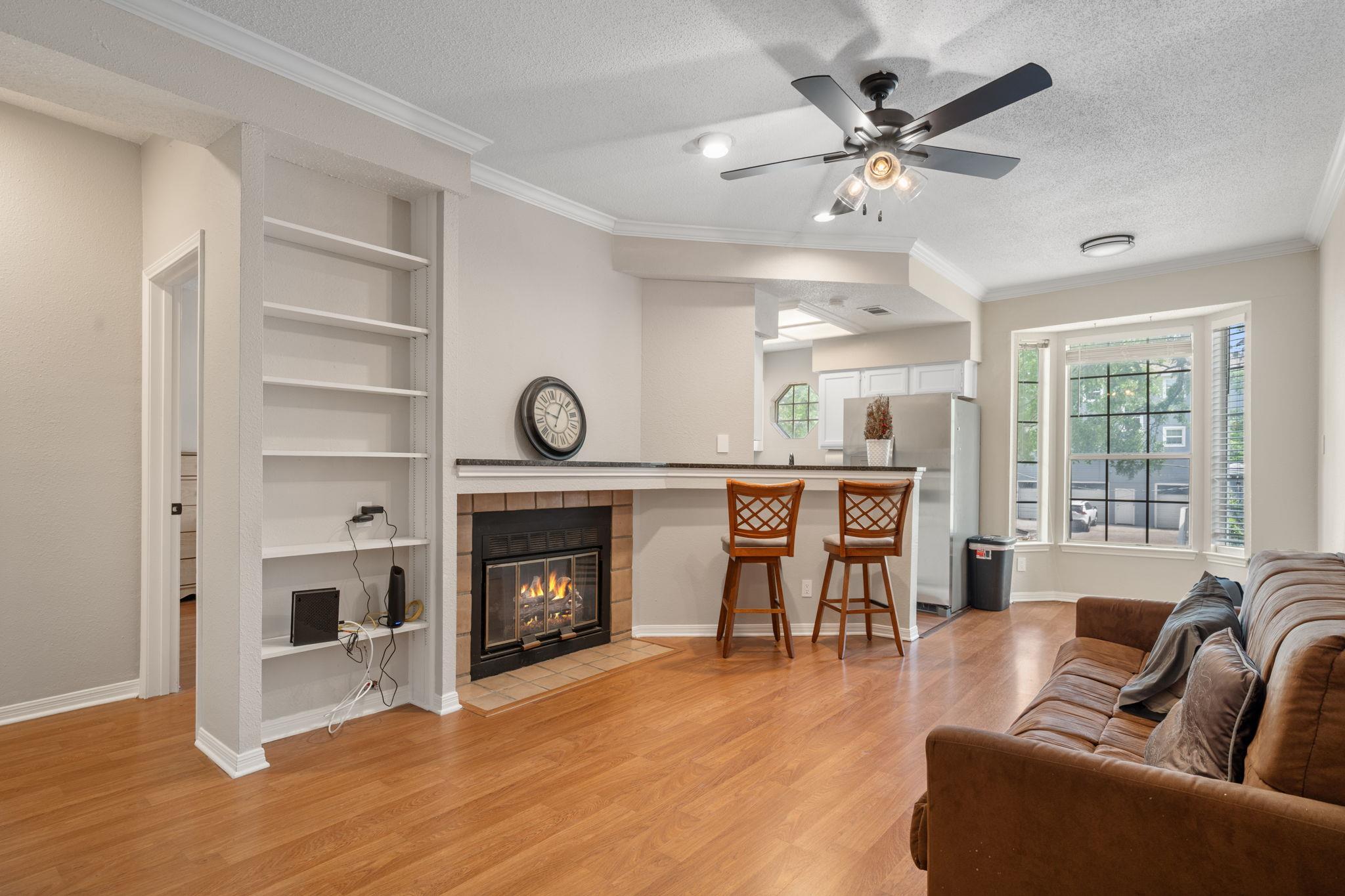 3111 Tom Green, Austin, TX 78705 — photo 1