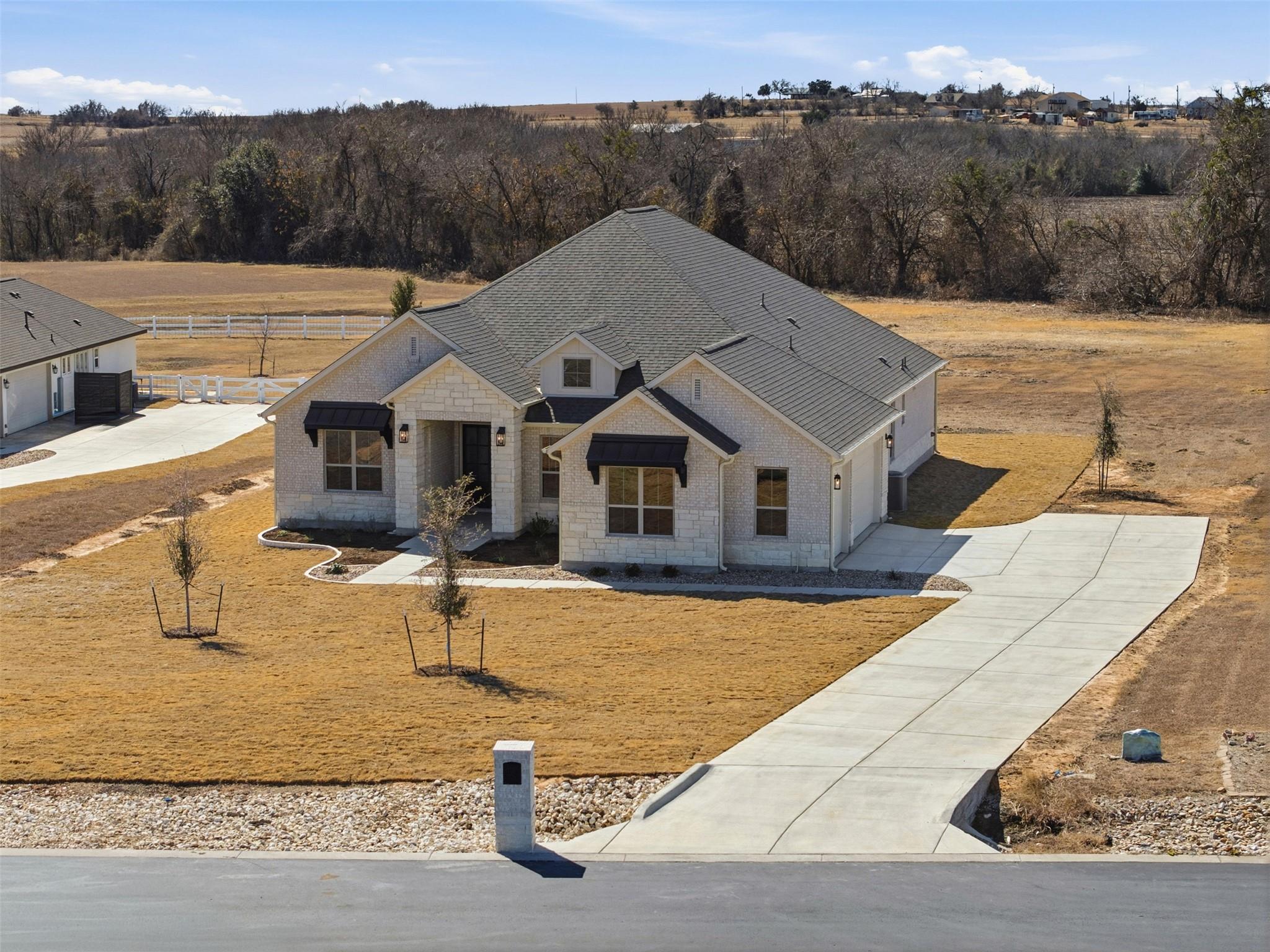 145 Twin Creekview, Georgetown, TX 78626 — photo 1