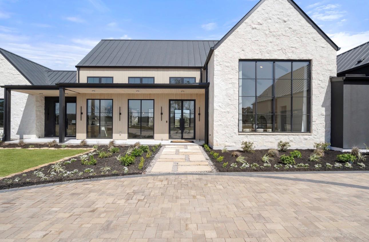 123 Landings, Spicewood, TX 78669 — photo 1