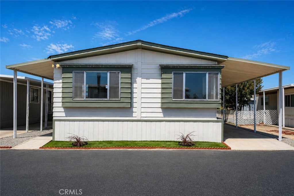 530 W Devonshire Avenue 19, Hemet, CA 92543 — photo 1