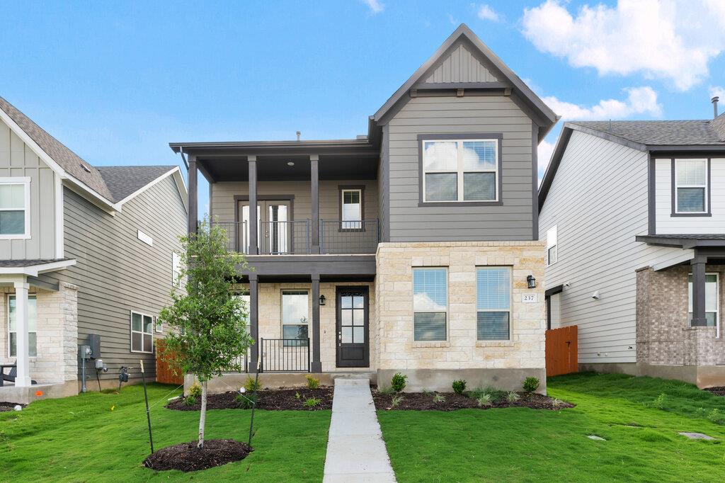 237 Leeland, Liberty Hill, TX 78642 — photo 1