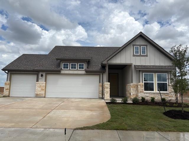 213 Greinert, Taylor, TX 76574 — photo 1