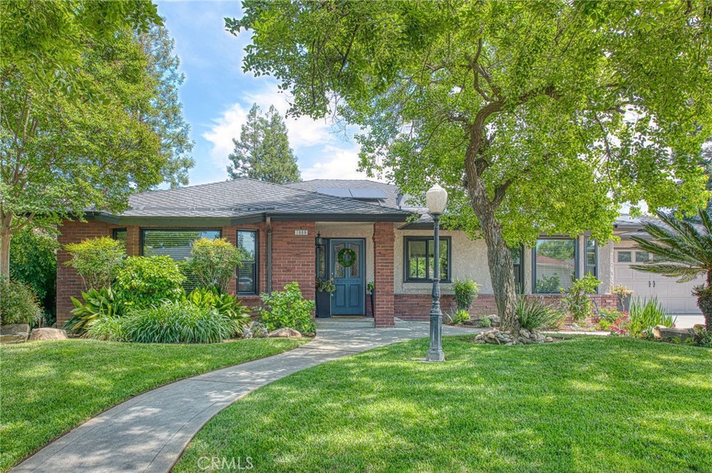 7668 N Hayston, Fresno, CA 93720 — photo 1