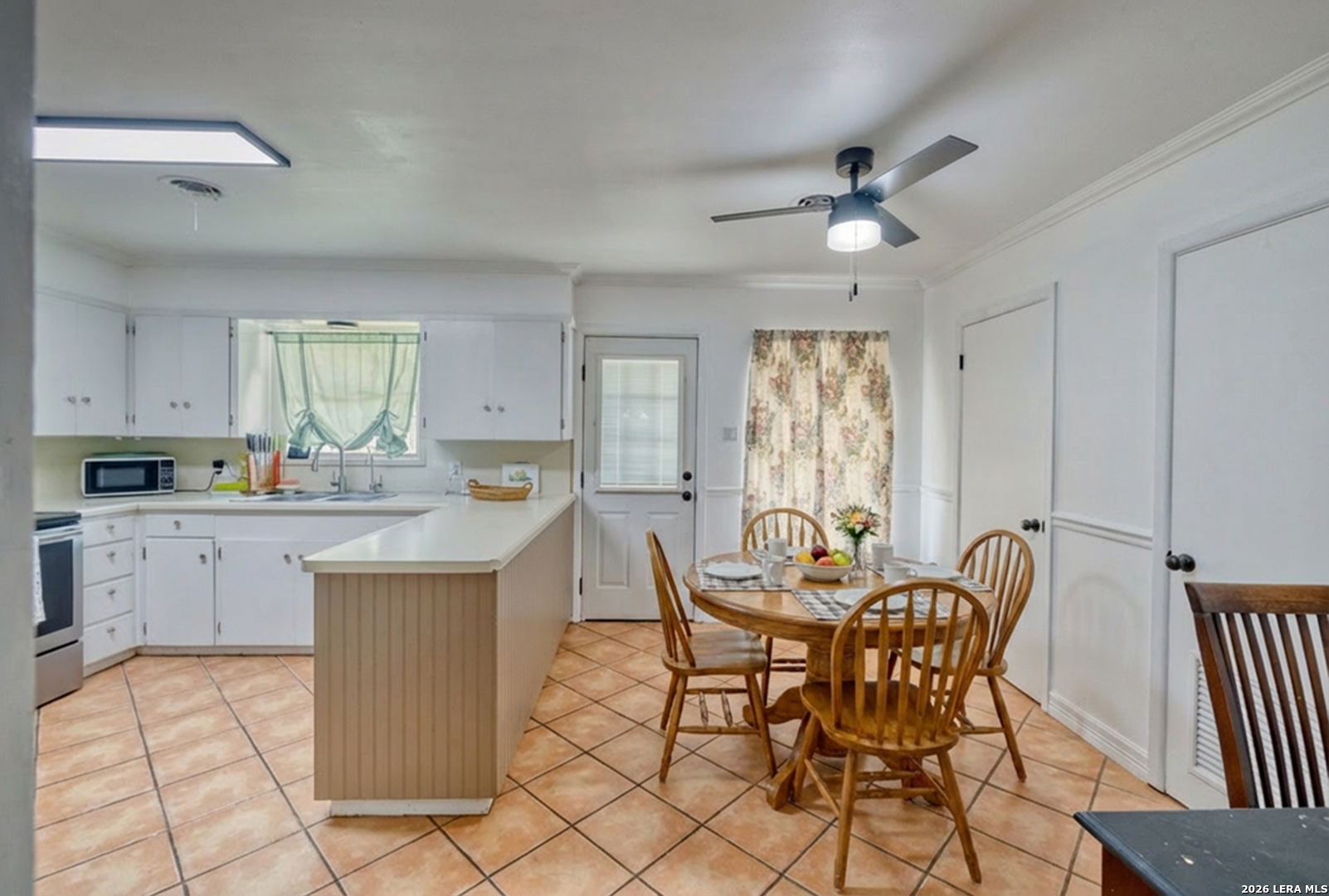 416 MINTER ST, ,  78801 — photo 1
