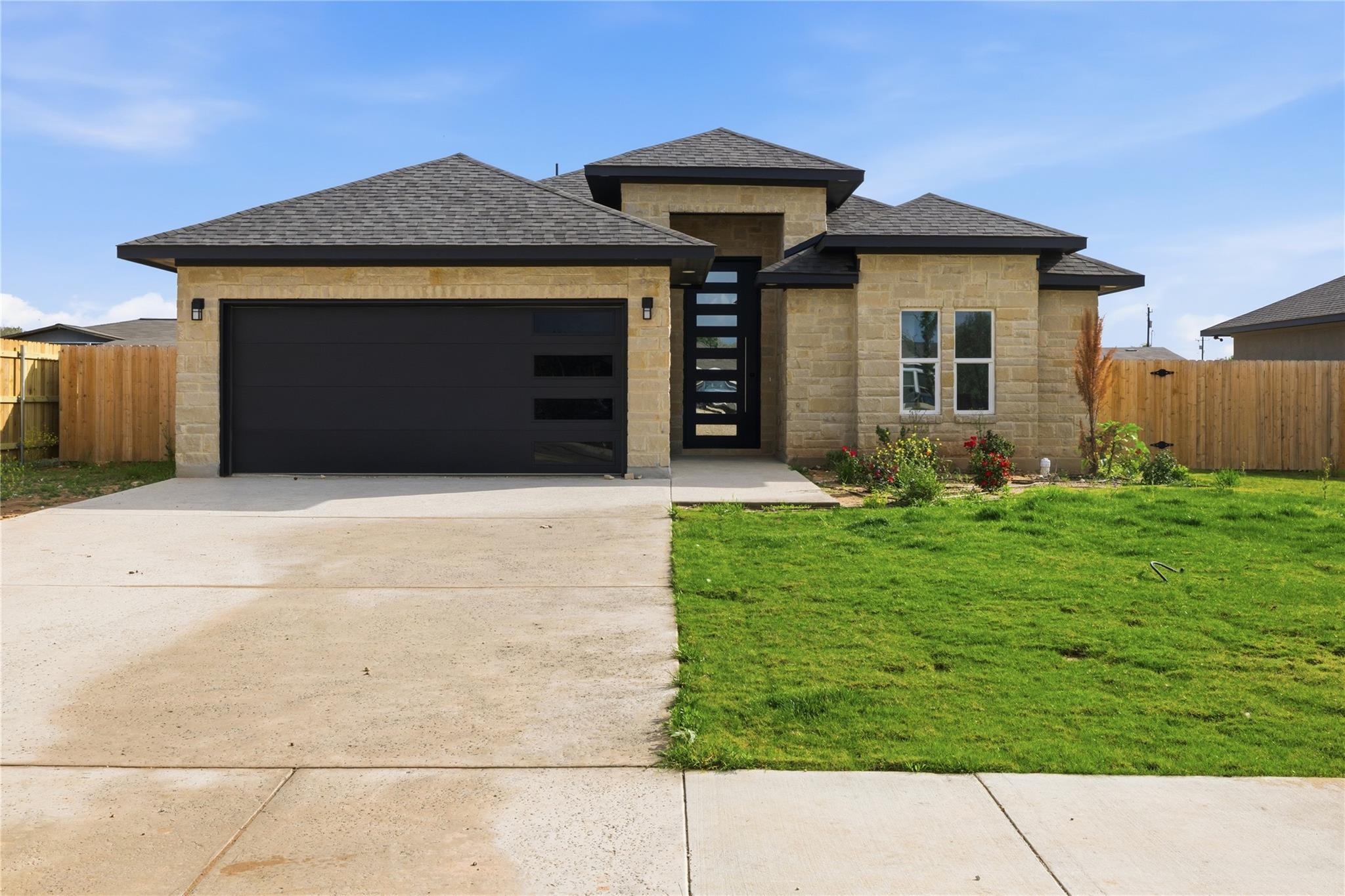 158 Lavanda, Dale, TX 78616 — photo 1
