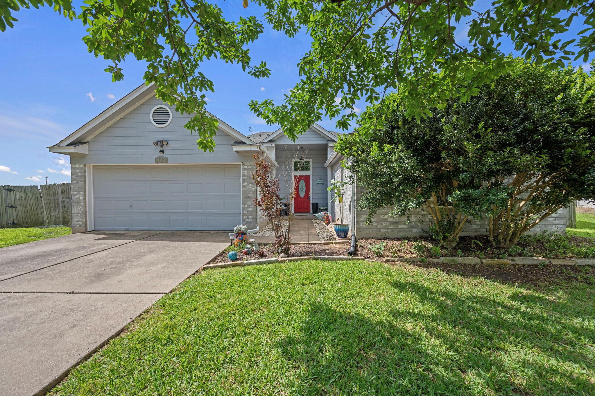 206 Evergreen, Georgetown, TX 78626 — photo 1