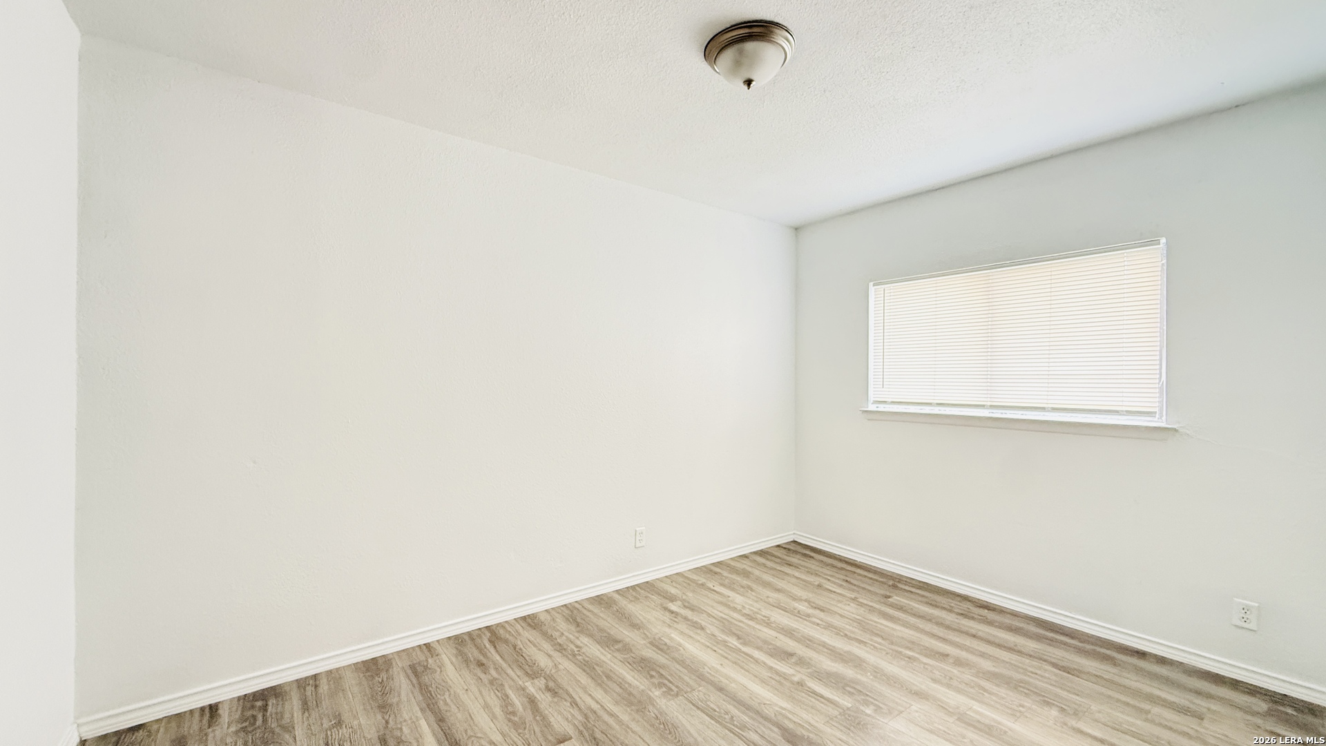 4135 SUNRISE CREEK DR, ,  78244 — photo 1