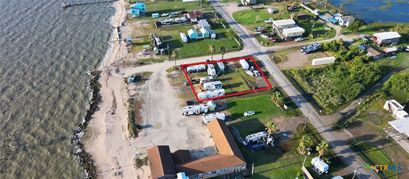 1327 N Ocean Drive, Port Lavaca, TX 77979 — photo 1