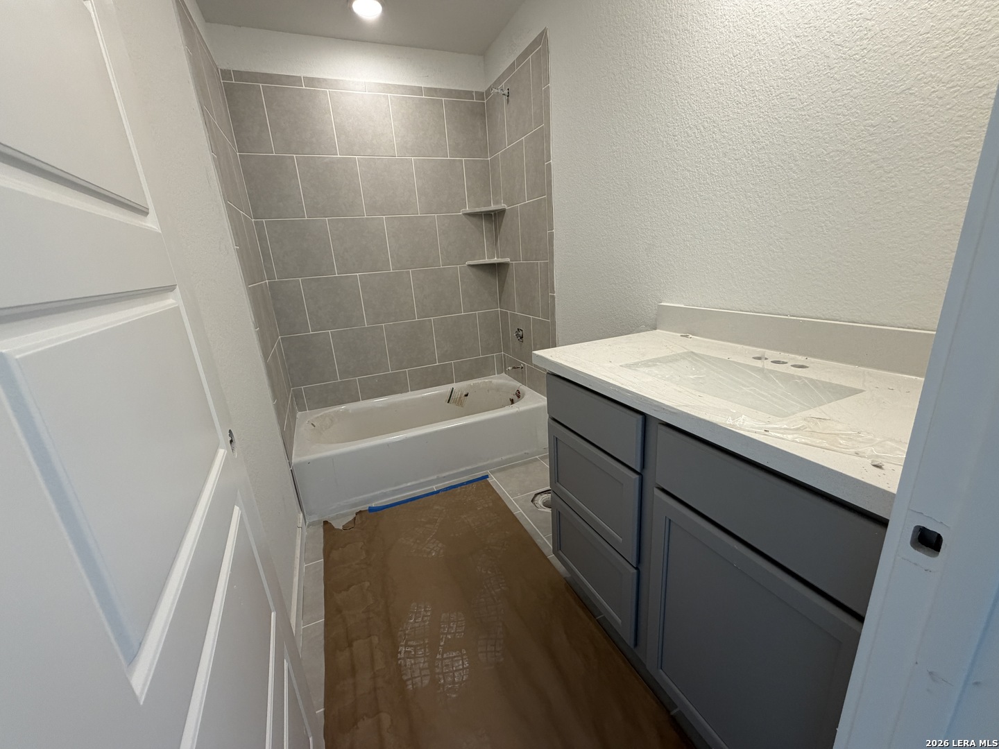 412 Honeydew Way, ,  78155 — photo 1