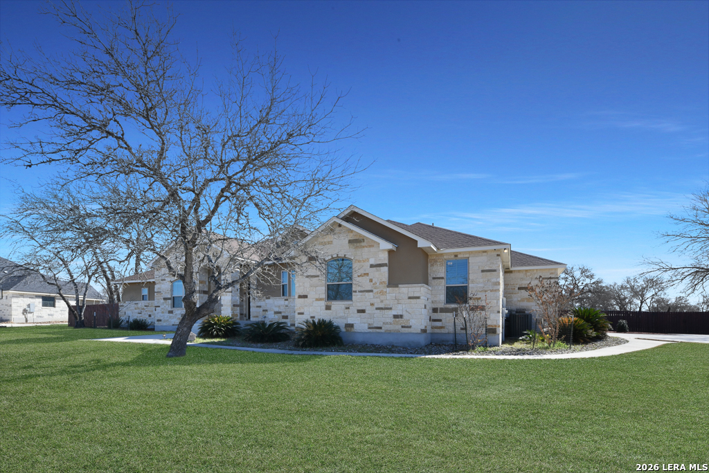 105 Bobby Lynn, ,  78101 — photo 1
