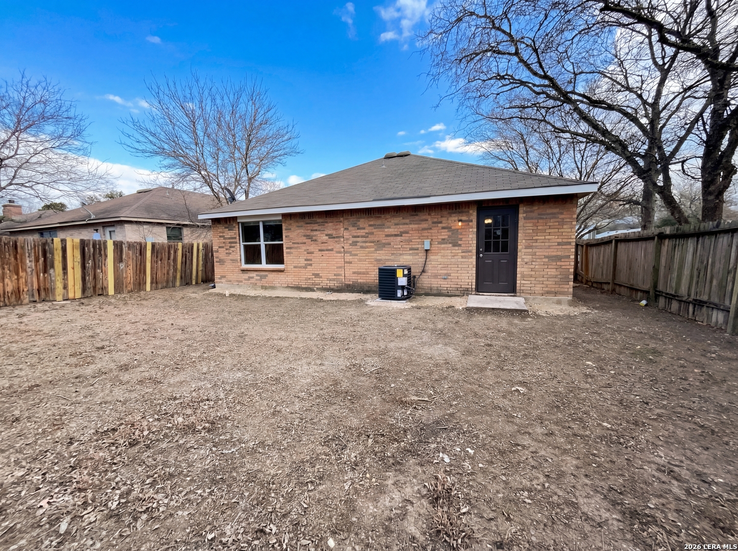 517 5th, ,  78109 — photo 1