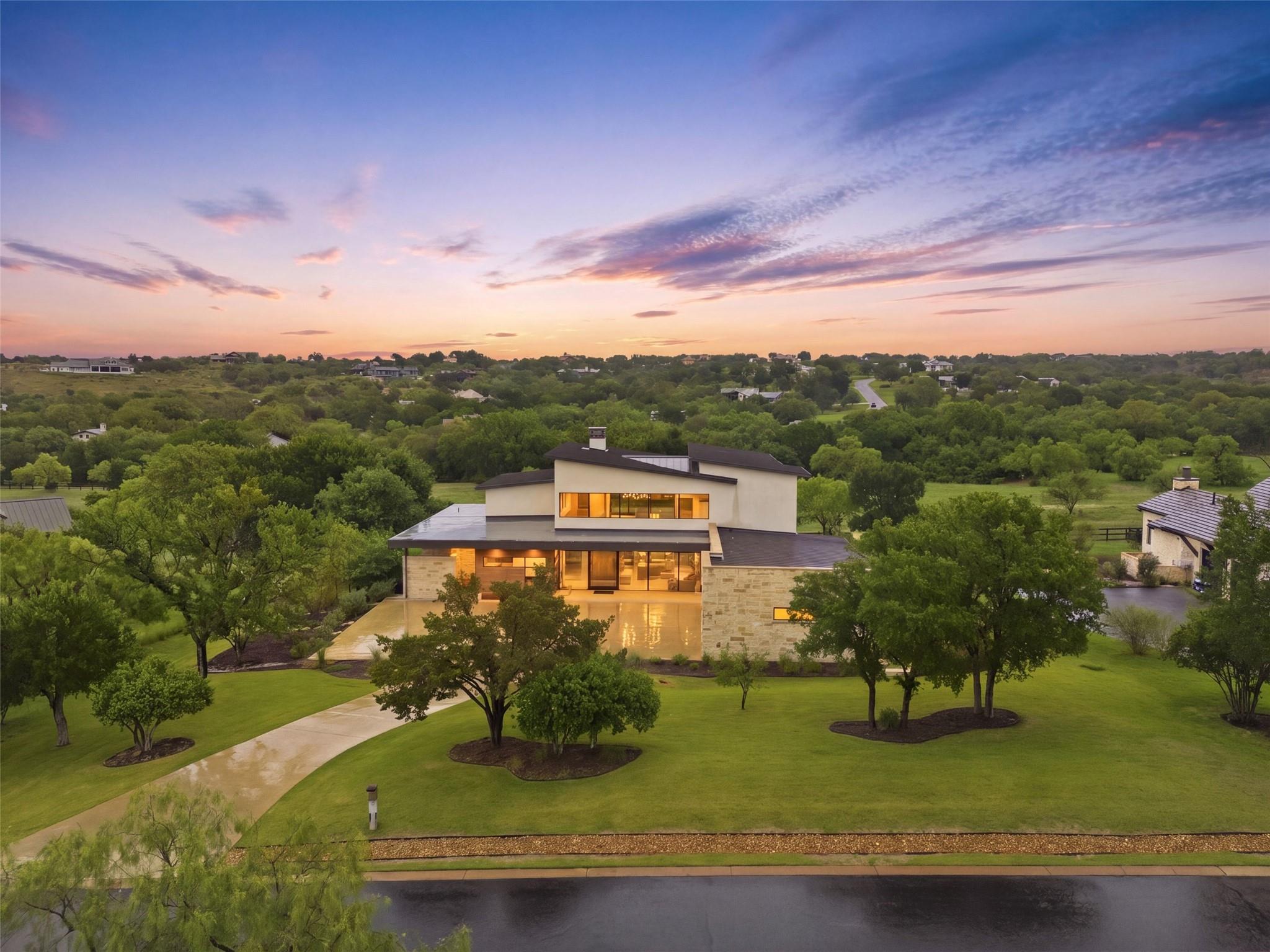 814 The Trails, Horseshoe Bay, TX 78657 — photo 1