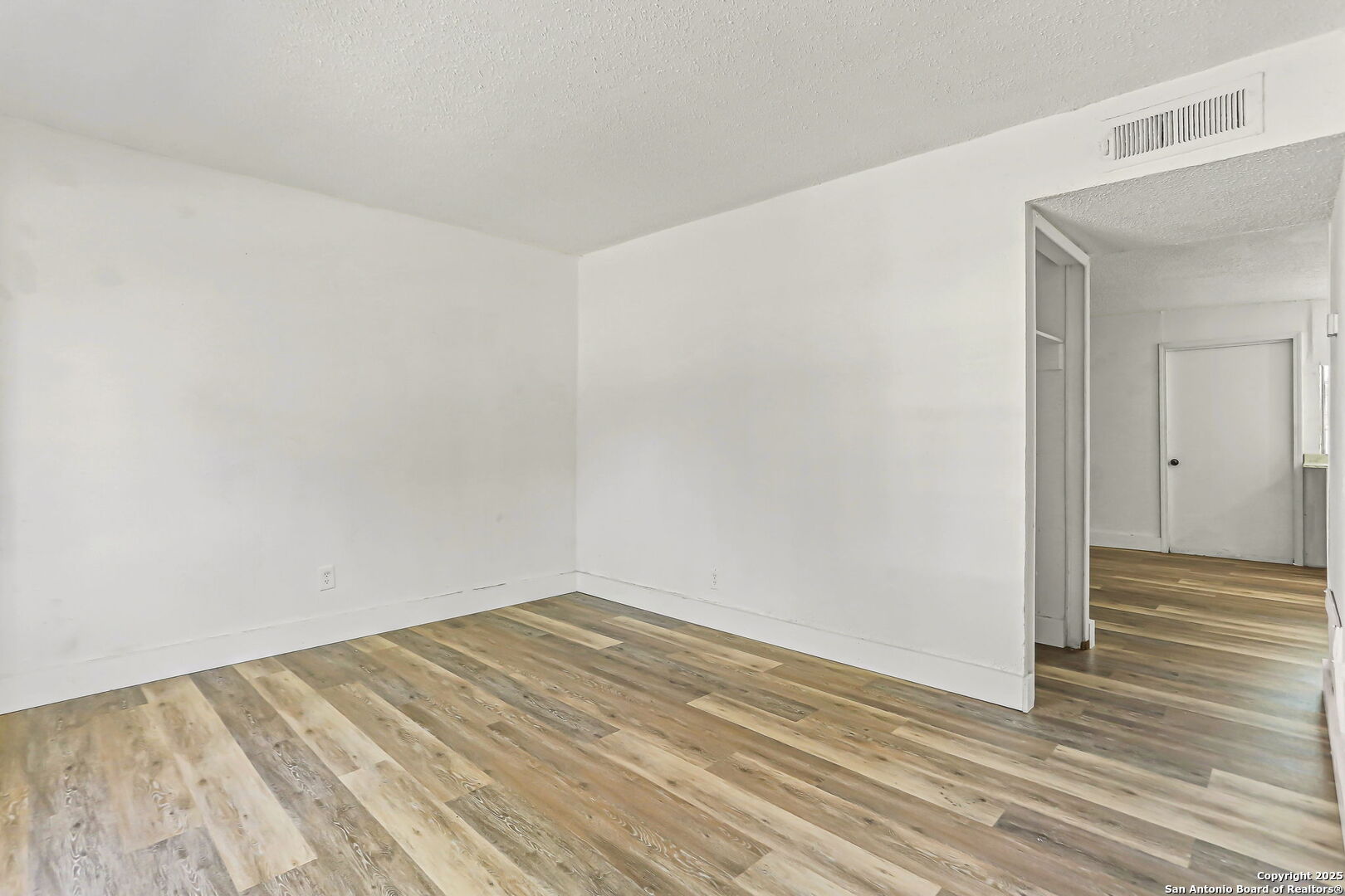 7032 Glen Mist, ,  78239 — photo 1