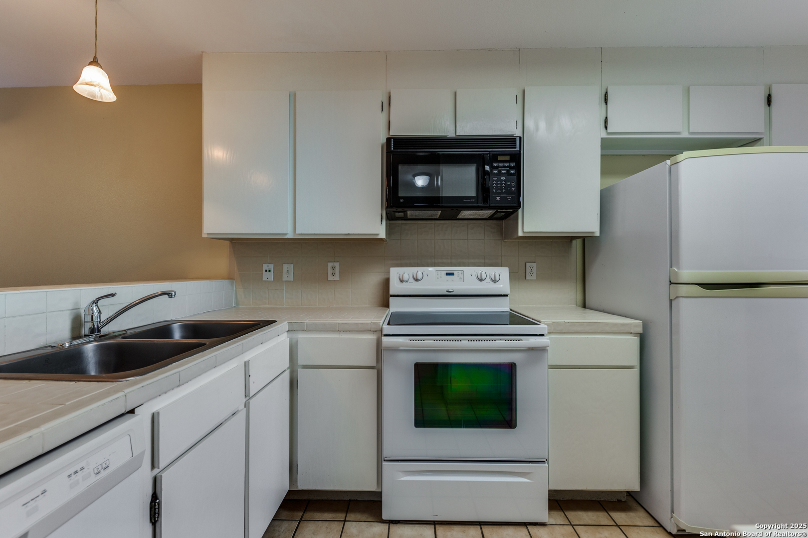 11815 vance jackson, , 78230 — photo 1