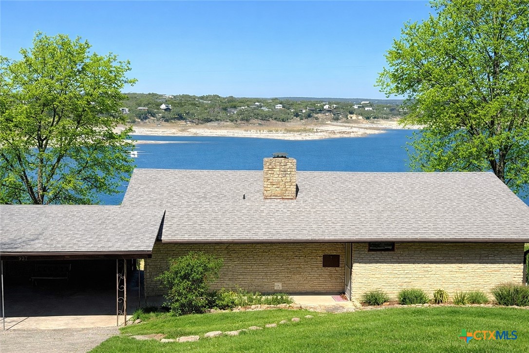 937 Hillcrest Forest, Canyon Lake, TX 78133 — photo 1