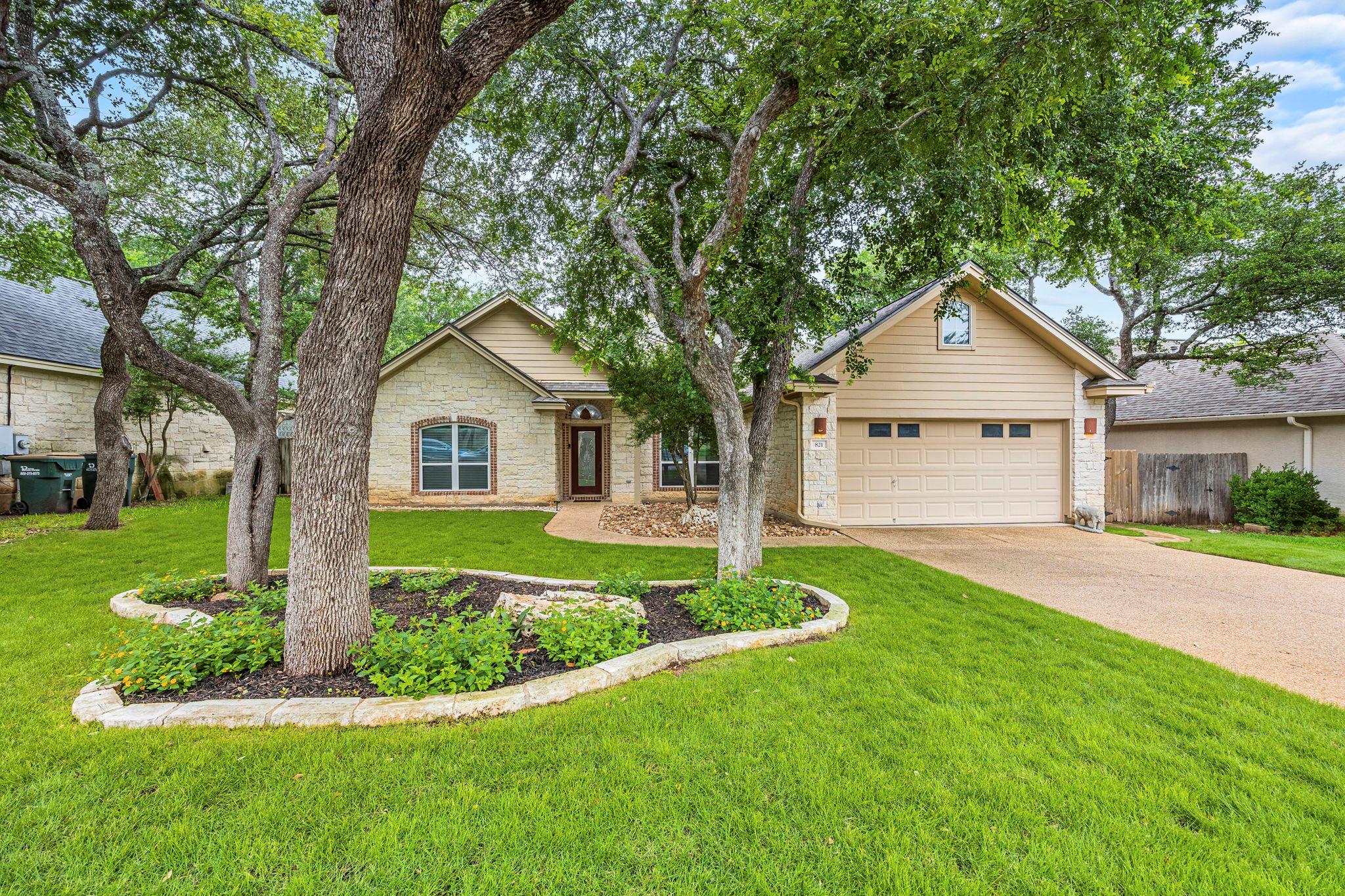 821 Wagon Wheel, Georgetown, TX 78628 — photo 1